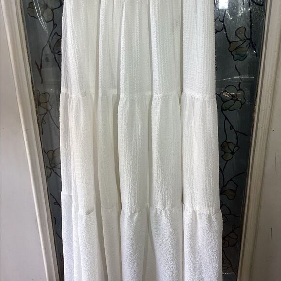 ASTR the label White snickered maxi dress  Size‎ Medium - Picture 4 of 14